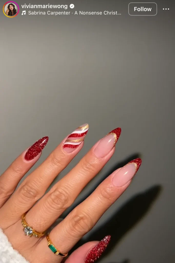 red Christmas nails