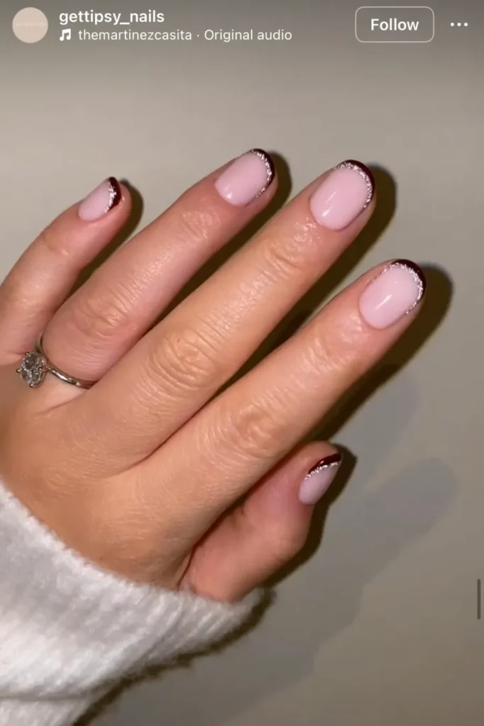 simple Christmas nails