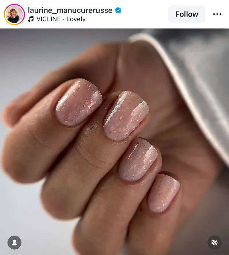 winter glitter nails