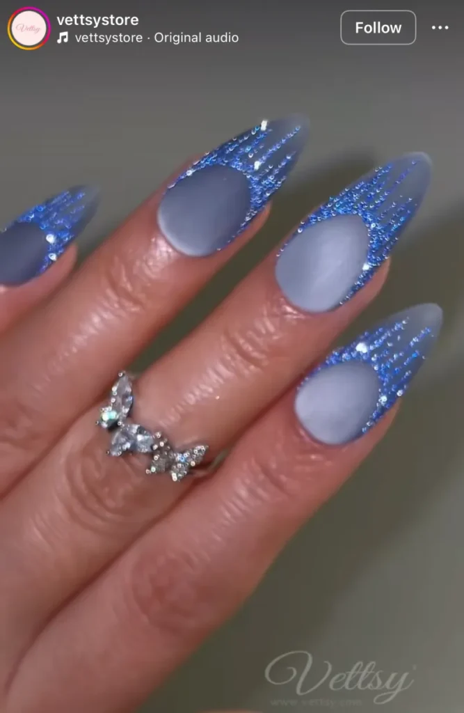 winter glitter nails