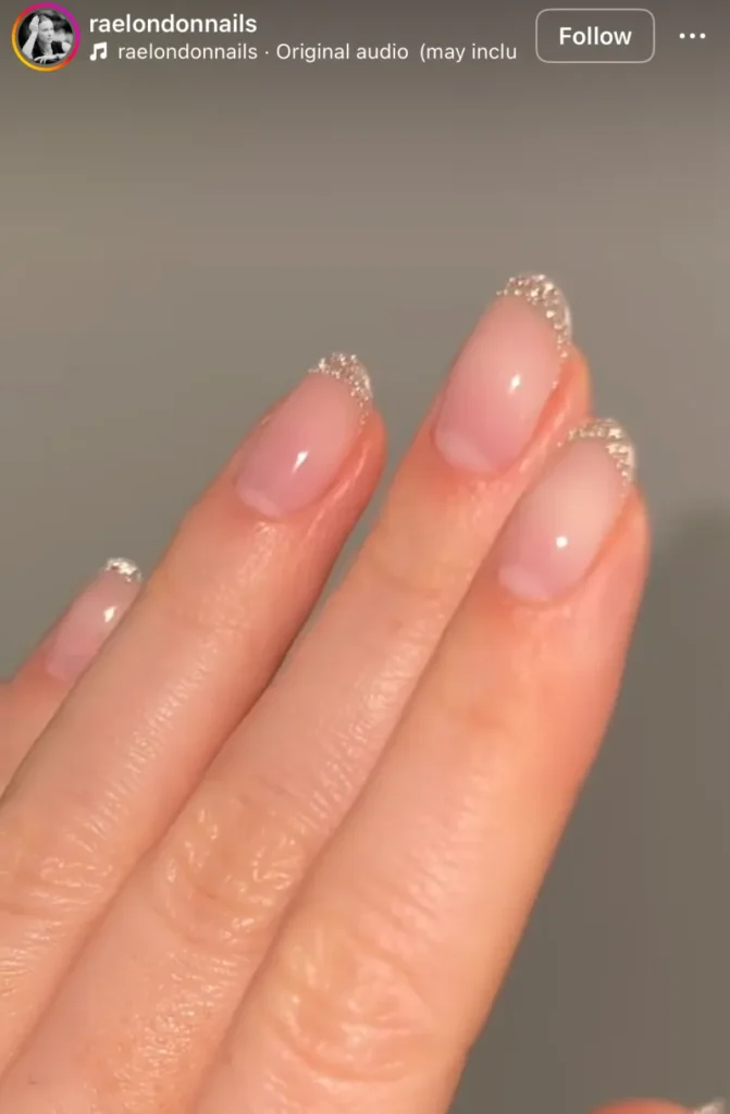 winter glitter nails