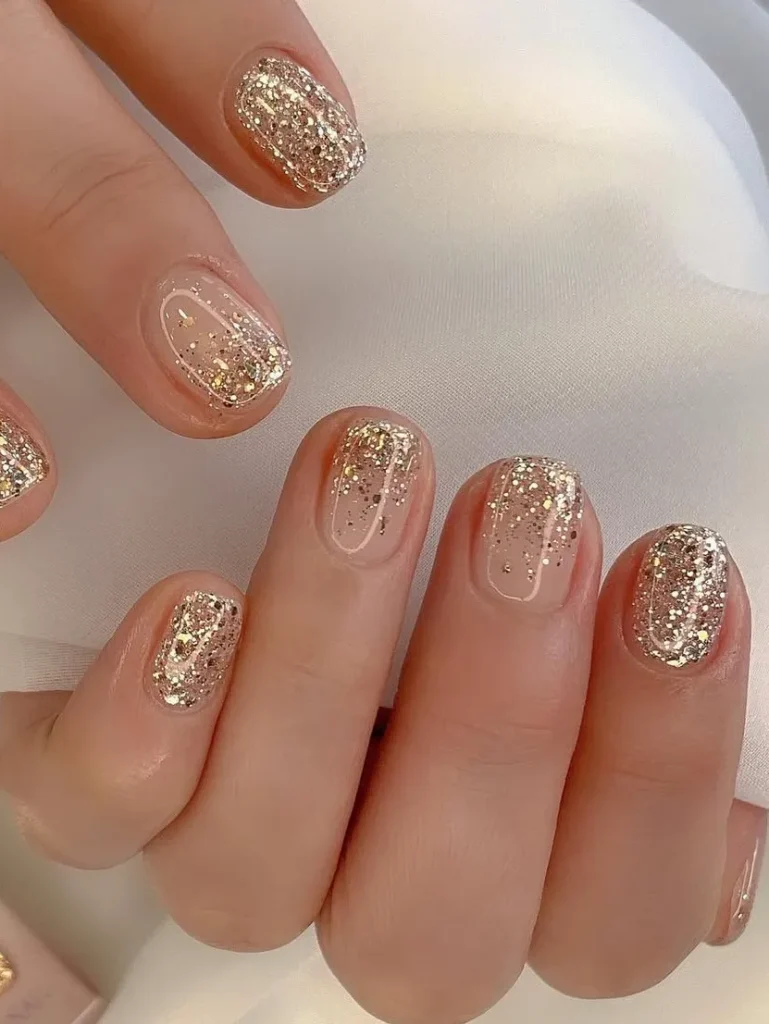 winter glitter nails